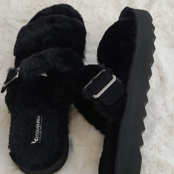 Koolaburra by Ugg black faux fur  slides - Picture 4 of 7